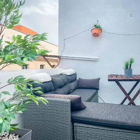 Major By Unik Vacation